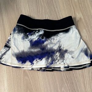 Lululemon Athletica Run: Pace Setter Skirt Size 2 Regular